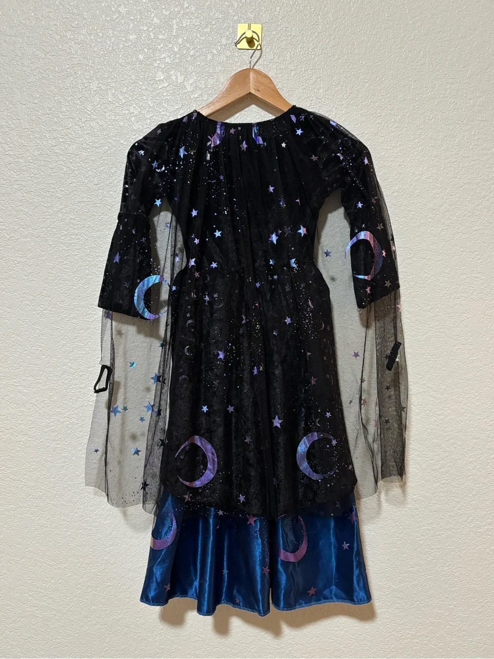 Spirit Celestial Witch Costume Dress Moon Stars Halloween Size 5-6T